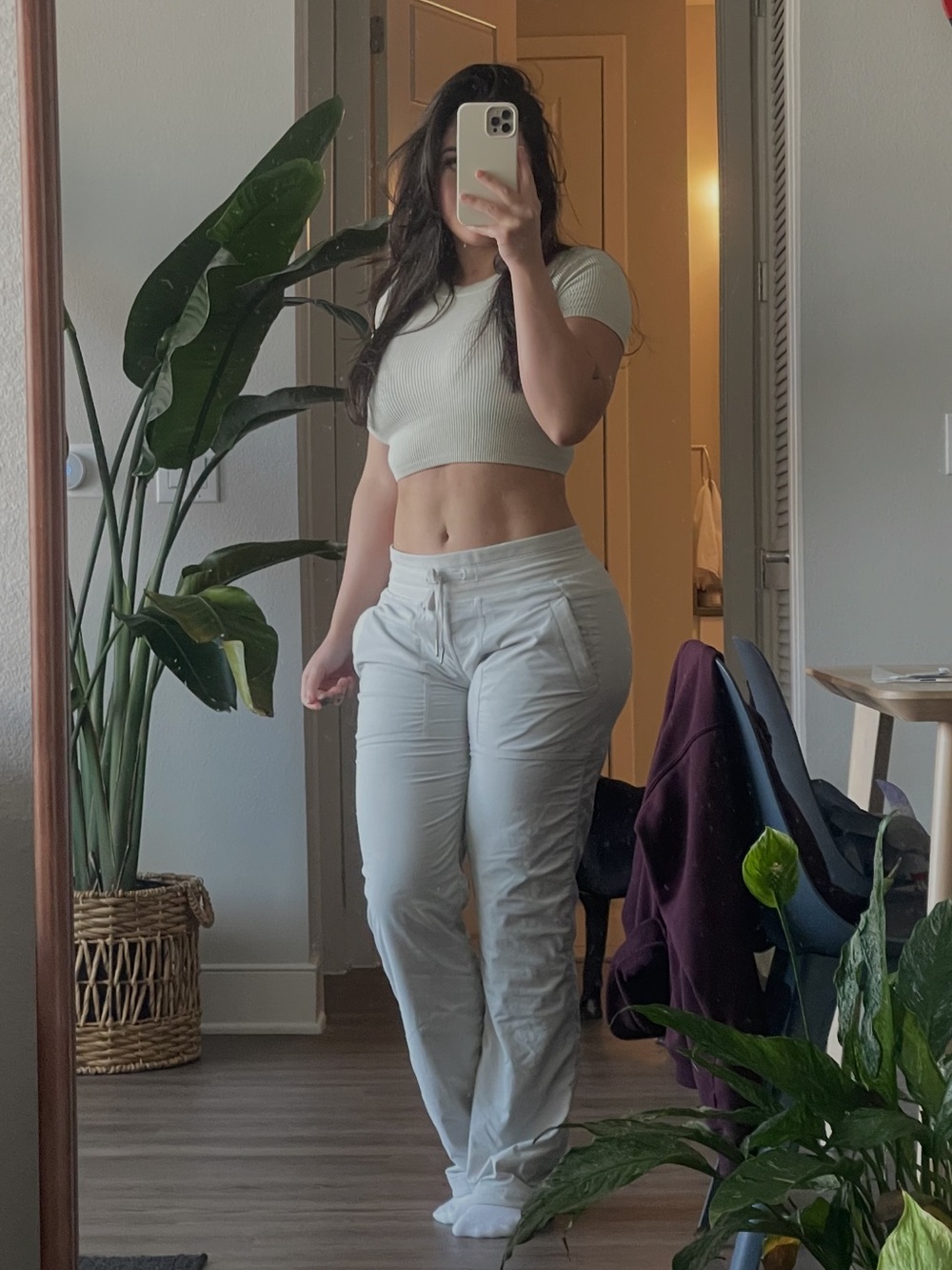lululemon Dance Studio Mid-Rise Full Length Pant, color Bone, size 6